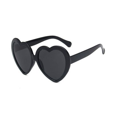 FOURCHEN Childrens Heart Shaped Sunglasses Classic Girls UV400 Retro Love Kids Glasses(Heart -Black)