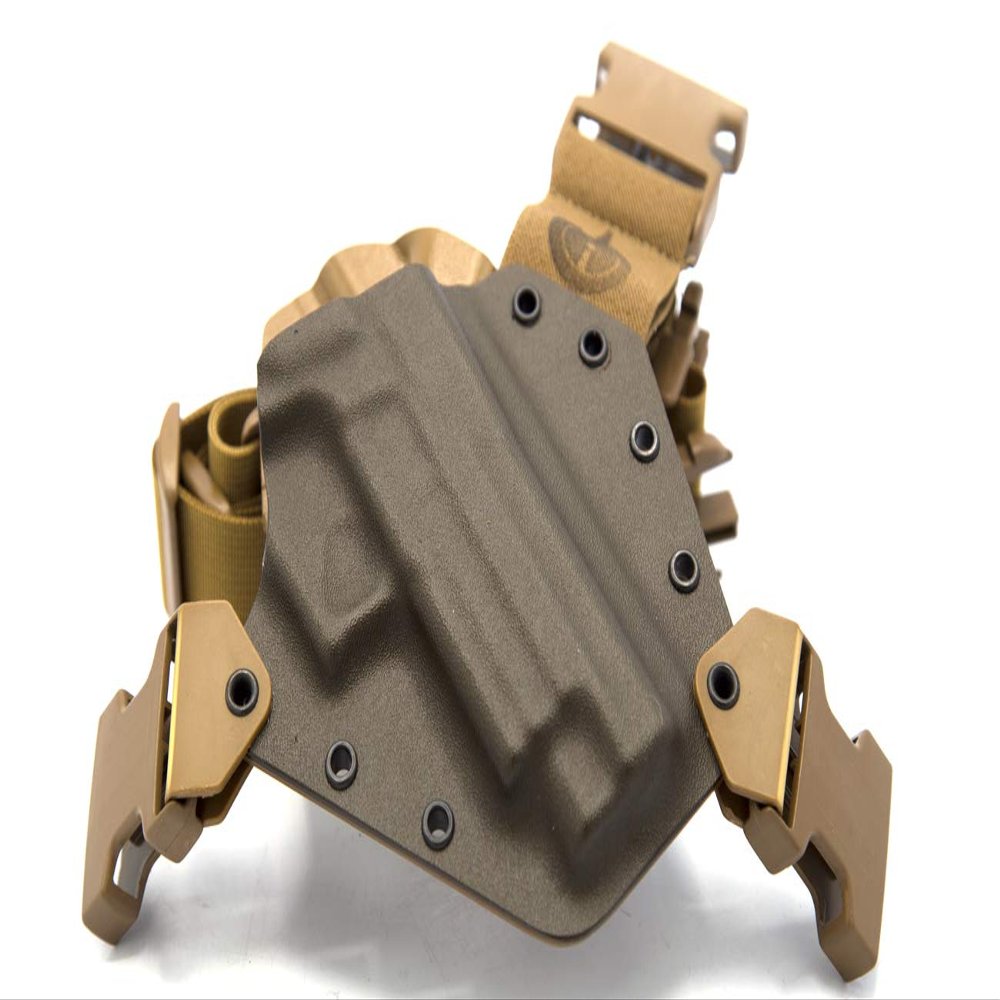 Kenai Chest Holster for a SIG P226/MK25, Right Hand, Mas/Grey-Coyote Tan