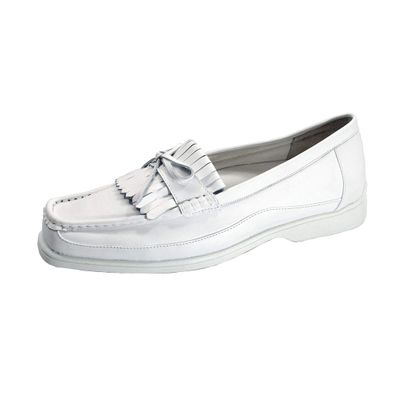 24 Hour Comfort Arlette (2011) Wide Width Moccasin Design Leather Loafers White 11