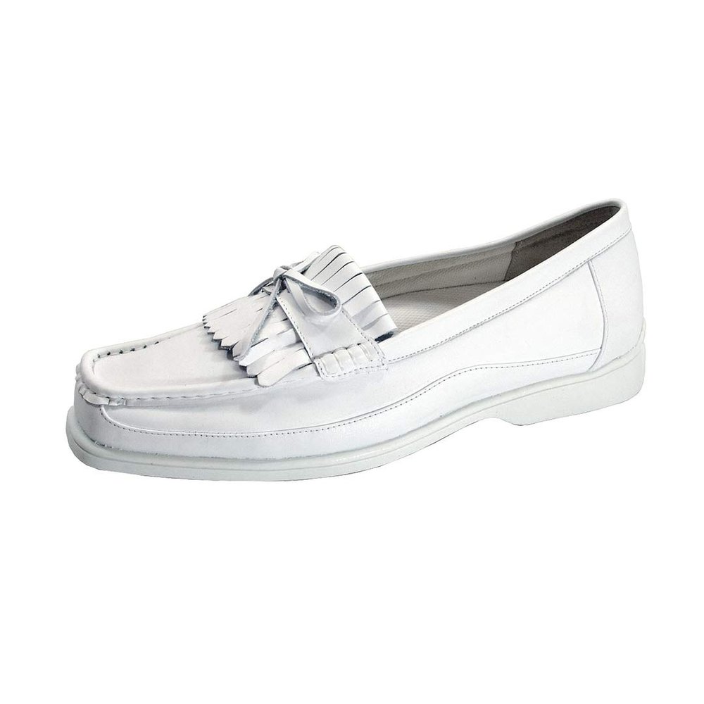 24 Hour Comfort Arlette (2011) Wide Width Moccasin Design Leather Loafers White 5.5