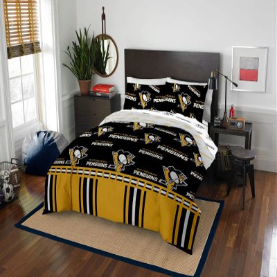 NORTHWEST NHL Pittsburgh Penguins Unisex-Adult Bed in a Bag Set, Queen, Rotary Legacy