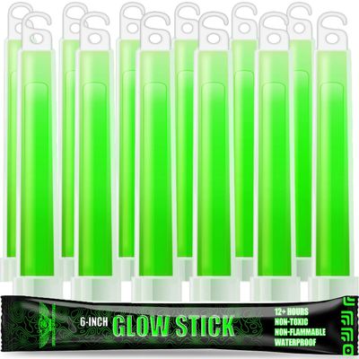 EVERLIT Survival Emergency Glow Sticks- 6 Inches Light Sticks for First Aid Kit, Survival Kit, Camping, Hiking, Outdoor, Disasters, Emergencies Up to 12 Hours Duration (12 Pack, Green)