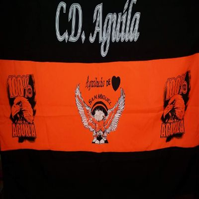 Bandera cd Aguila - El Salvador medidas 4.75 FT - 1.45 Mts de Largo y 2.65 FT- 0.81 Mts de Alto; La Bandera de Tu equipo de futbol favorito del Pais Donde Tu Naciste, aguilucho de corazon, san miguel