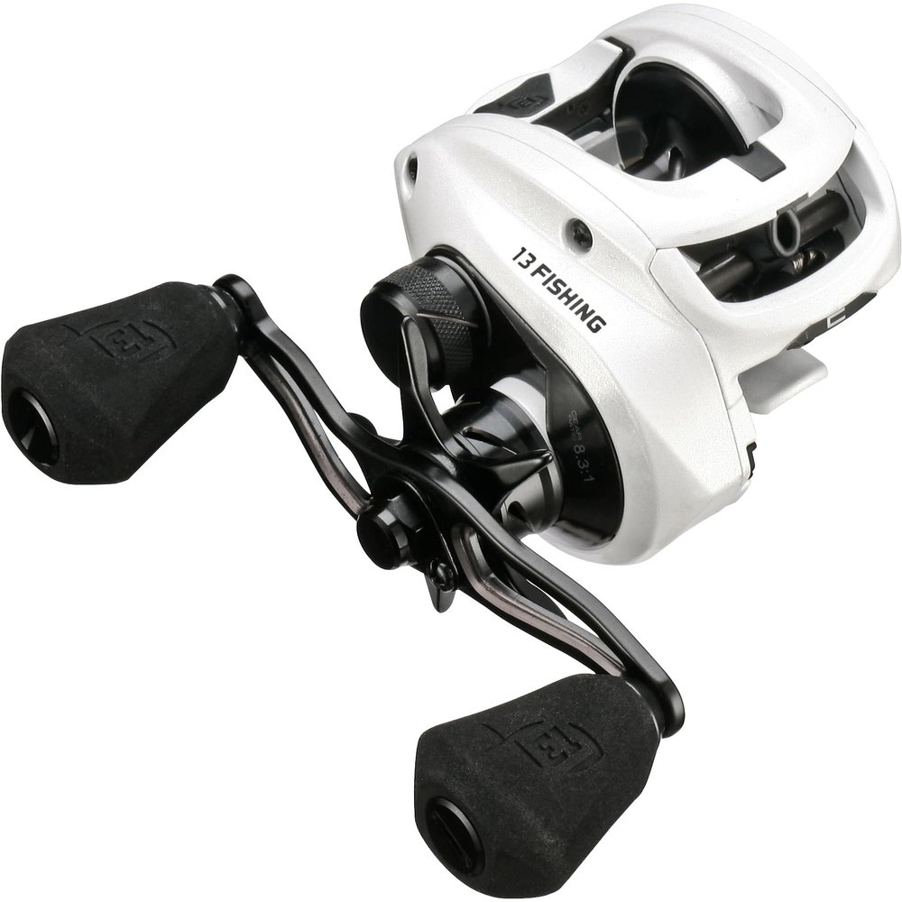 13 FISHING - Concept C2 Baitcast Reel - 6.8:1 - Right Hand Retrieve (Fresh+Salt) - C2-6.8-RH