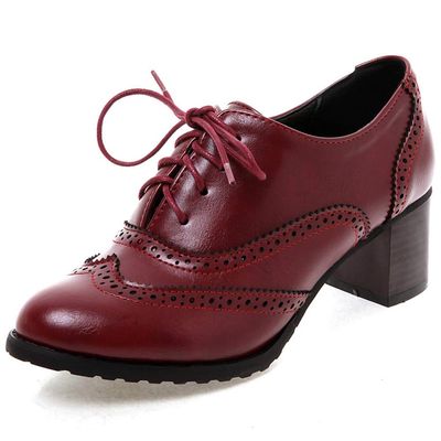 CYNLLIO Women's Vintage Wingtips Lace up Oxfords Brogues Shoes Mid Chunky Heels Pumps Perforated Dress Saddle Shoes