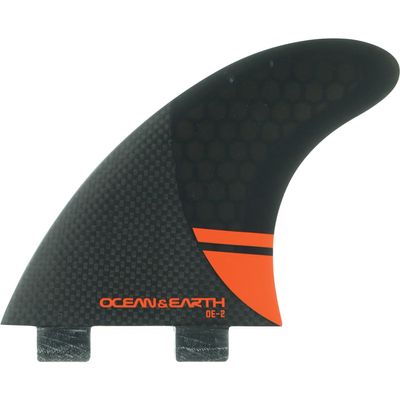Ocean & Earth OE-2 Control Small Black/Red Thruster Dual Tab Includes 3 Fins