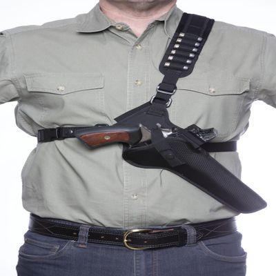DIAMOND D Outdoors - Denali Chest Holster for Revolver up to 7  Barrel w/Reflex Sight Cut Down