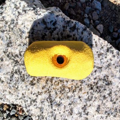 Pinch Alot Polyurethane Bolt-On Rock Climbing Wall Hand Hold (Yellow)