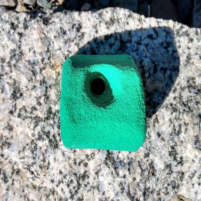 Slopey Jugger Polyurethane Bolt-On Rock Climbing Wall Hand Hold (Green)