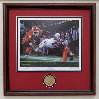 Finish! Framed Art with Coin by Daniel Moore - Alabama Football defeats Clemson to win the 2015 National Championship Framed Print