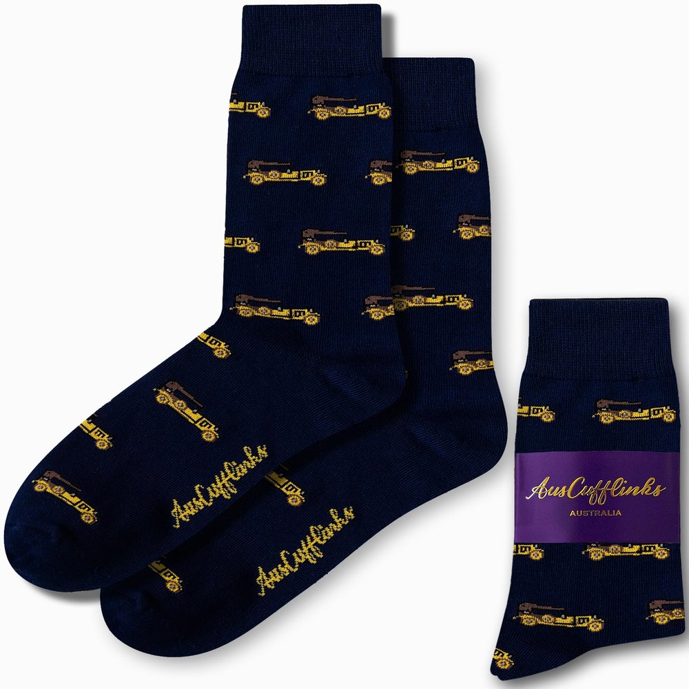 AUSCUFFLINKS Classic Car Socks For Him | Fun Socks Old School Car for Her | Happy Gift Socks Quirky Novelty Present for Dad | Socks for Mum (Classic Car)
