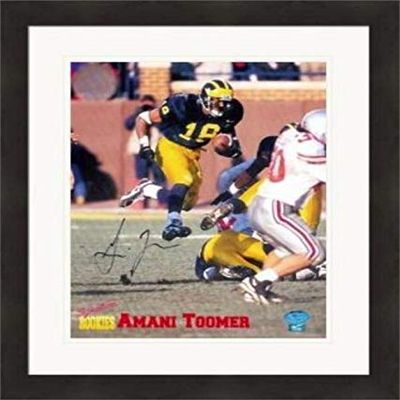 Autograph Warehouse 409723 8 x 10 in. Amani Toomer Autographed Matted & Framed Photo - Michigan Wolverines