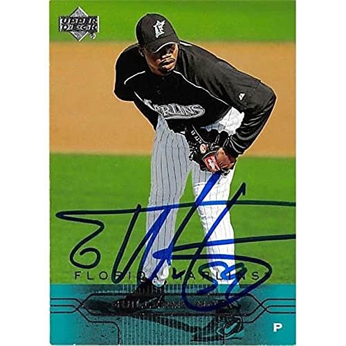 Autograph Warehouse 444040 University of Florida 2005 Upper Deck 350 Guillermo Mota Autographed Baseball Card
