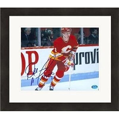 Autograph Warehouse 432758 8 x 10 in. Calgary Flames Hockey Hall of Fame No. SC4 Matted & Framed Al Macinnis Autographed Photo