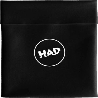 athlos: Reflective Wristband with Pocket - Sweatband with Hidden Storage and Built-in Key Loop for Keys, Cash, Cards - Black - 3M Scotchlite for Visibility and Road Safety