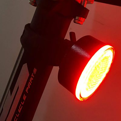 Smart Bike Tail Light, Ultra Bright Bike Rear Bicycle Light LED Auto Brake Sensing Light USB Rechargeable Waterproof Safety Warning Taillight