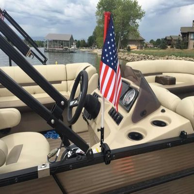 Caddie Buddy American Flag Clamping Boat Mount