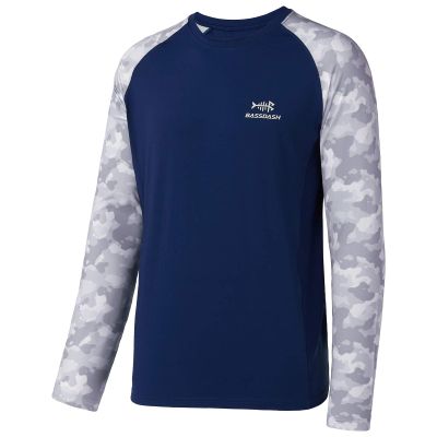 BASSDASH UPF 50 Fishing Tee for Men Camo Long Sleeve Shirt Quick Dry Sweatshirts