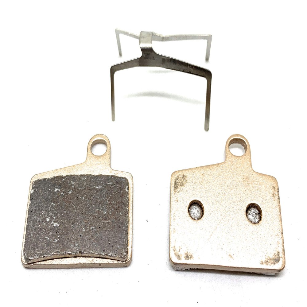 Bike Brake Pads sintered for Hayes Stroker RYDE Dyno Sport, Radar, Prime Sport. The Bicycle Replacement Part for OEM Brakes for high Braking Power and Quiet Stops.