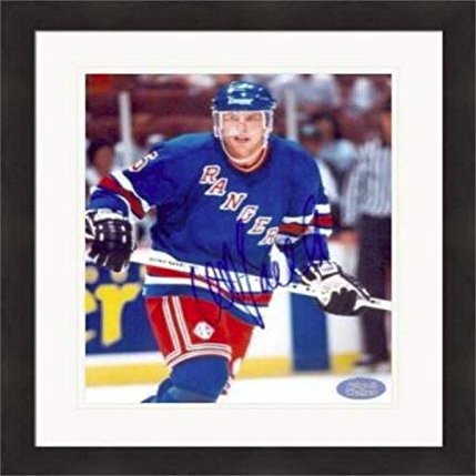 Autograph Warehouse 409704 8 x 10 in. ULF Samuelsson Autographed Matted & Framed Photo - New York Rangers