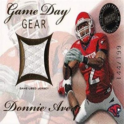 Sports Memorabilia Autograph Warehouse 571752 Houston Cougars Donnie Avery Player Worn Jersey Patch Football Card - 2008 Press Pass SE Rookie No.GDGDA
