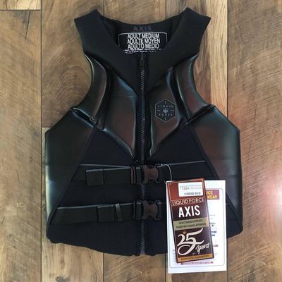 Liquid Force 2020 AXIS CGA PFD/Life Jacket Black