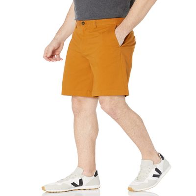 Amazon Essentials Men's Classic-Fit 9" Chino Shorts, Nutmeg, 30