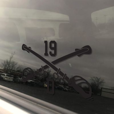 Inkfidel - 19D Cavalry Scout Crossed Sabers Vinyl Decal - 3 x 5 in (Pack of 10) (Black)