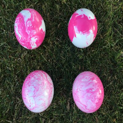 BuyBocceBalls Listing - Unique Bocce Set - 4 Pack of 107mm Marbleized Pink and White Balls