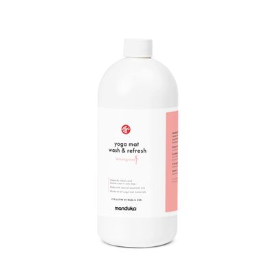Manduka Yoga Mat Wash and Refresh  100% Natural Essential Oil Yoga Mat Cleaning Spray, Fitness Equipment and Gym Accessories Cleaner, Non-irritating, Pet Friendly | Lemongrass Scent, 32 oz