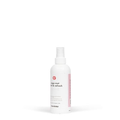 Manduka Yoga Mat Wash and Refresh  100% Natural Essential Oil Yoga Mat Cleaning Spray, Fitness Equipment and Gym Accessories Cleaner, Non-irritating, Pet Friendly | Lemongrass Scent, 8 oz