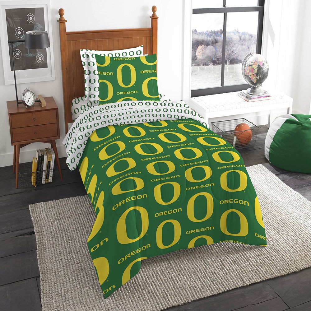 Northwest NCAA Oregon Ducks Unisex-Adult Bed in a Bag Set, Full, Rotary