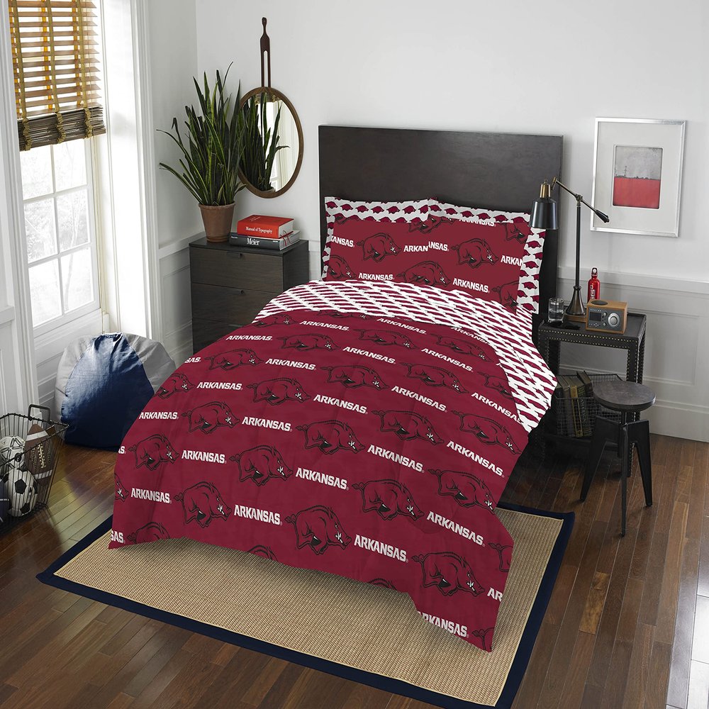 Northwest NCAA Arkansas Razorbacks Unisex-Adult Bed in a Bag Set, Full, Rotary