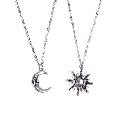 2 Pcs Sun and Moon Necklace Set, Friendship Necklaces Best Friends Necklaces Crescent Celestial Valentine Heart BFF Jewelry Necklaces Gift for Women Sun Charm