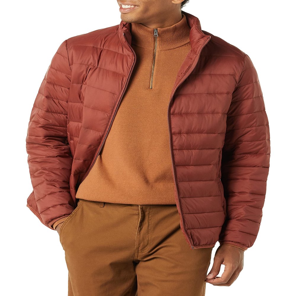 Amazon Essentials Men's Packable Lightweight Water-Resistant Puffer Jacket (Available in Big & Tall), Earth Red, X-Small