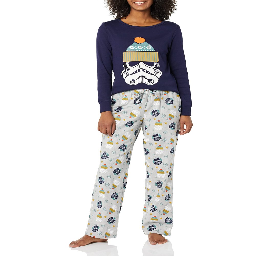 Amazon Essentials Disney | Marvel | Star Wars Women's Flannel Pajama Sleep Sets, Star Wars Winter - Womens, X-Small