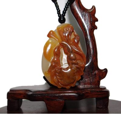 2" China Certified Nature Yellow Dragon Jade Fortue Crab and Lotus Hand Carved Necklace Pendants 8406