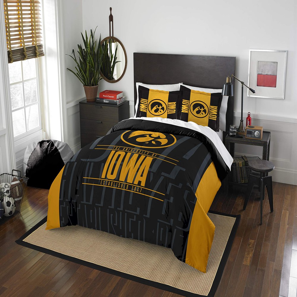 Northwest NCAA Iowa Hawkeyes Unisex-Adult Comforter and Sham Set, Full/Queen, Modern Take