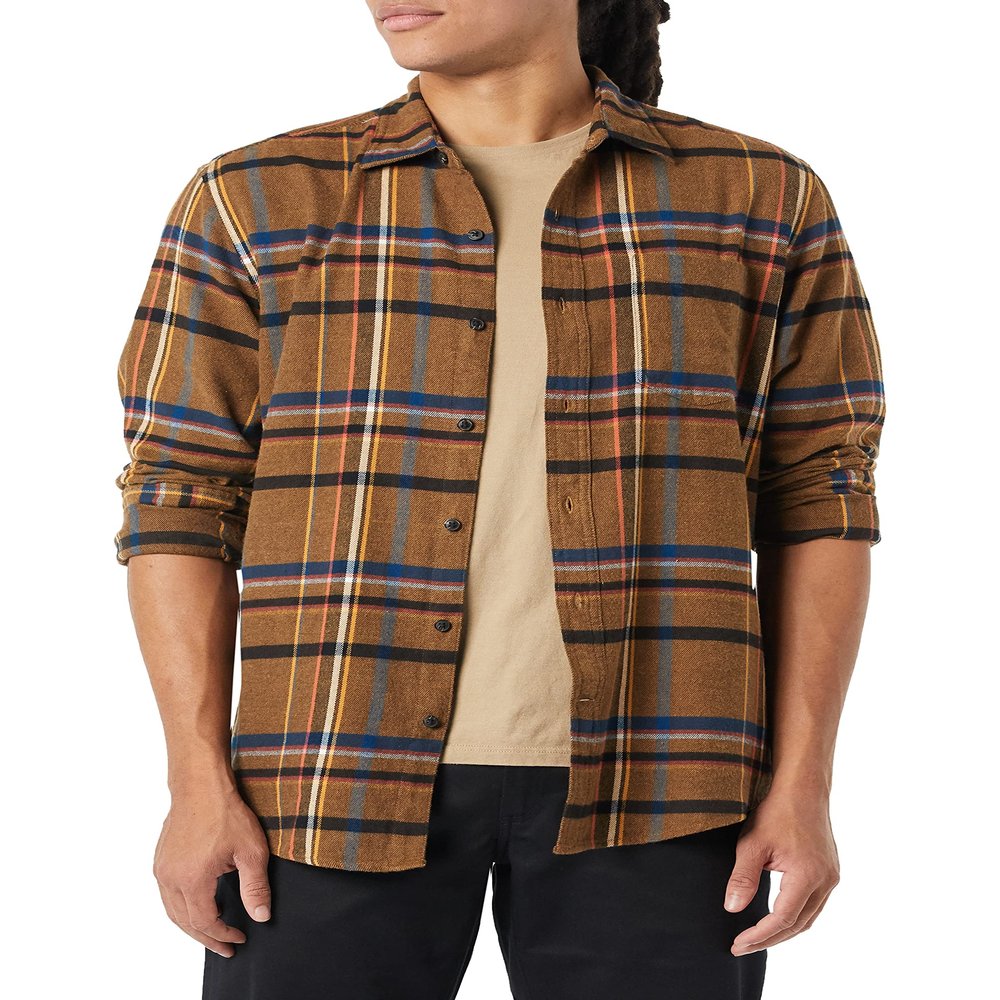 Amazon Essentials Men's Long-Sleeve Flannel Shirt, Black Brown Mix Plaid, Medium