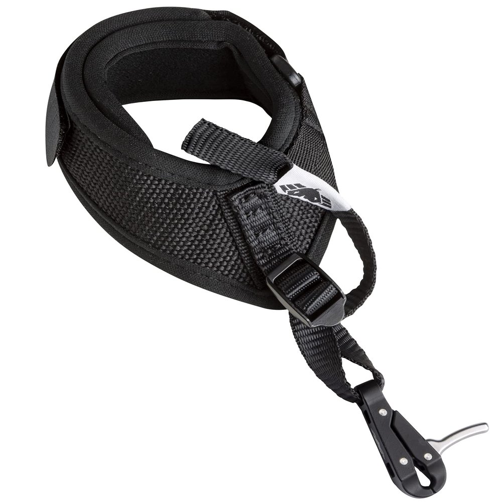 Cobra Natural Release Pinch-to-Close/Loop Lock Stap
