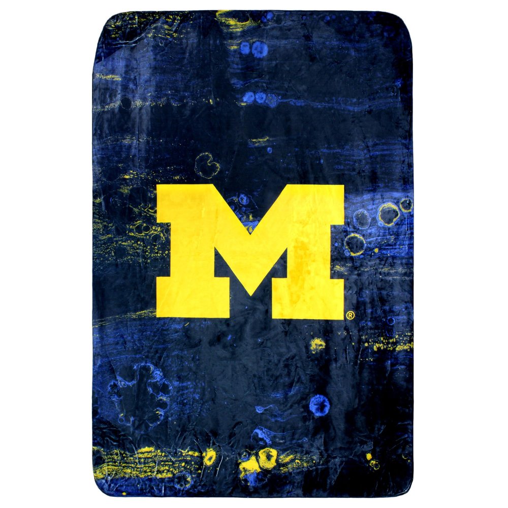 College Covers Everything Comfy Michigan Wolverines Color Swept Soft Throw Blanket, 42" x 60"