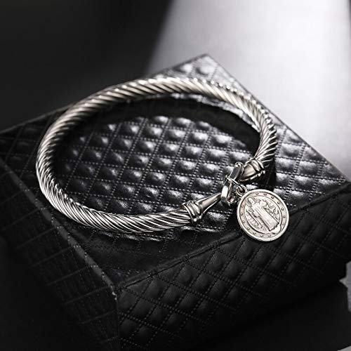 1 Set San Bito Medallion Necklaces Catholic St. Bedict Pdant Kolye for WOM Jewelry- (Metal Color: Silver Color Bangle)