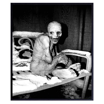 Scary Mummy Monster Wall Art - Creepy Gothic Home Decor - Goth Room Decor - Alien Wall 8x10 Poster - Pagan Gifts for Men, Teens - Devil, Demons, Satan - Halloween Decorations