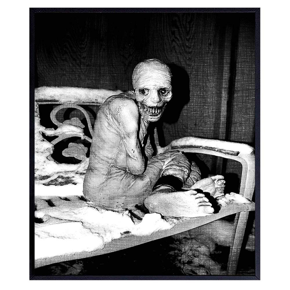 Scary Mummy Monster Wall Art - Creepy Gothic Home Decor - Goth Room Decor - Alien Wall 8x10 Poster - Pagan Gifts for Men, Teens - Devil, Demons, Satan - Halloween Decorations