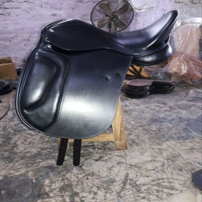 New Beautiful Black Dressage Leather Saddle