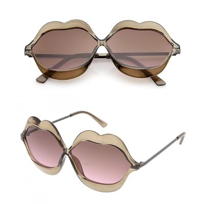 Fashion Culture Smooch Kiss Lips Translucent Frame Statement Sunglasses, Smoke