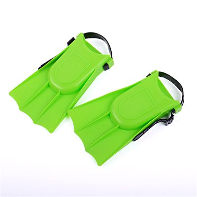 Kids Swimming Fins, 1 Pairs Kids Diving Short Flippers PVC Adjustable Swimming Training Fins, Lightweight Scuba Flippers for Kids