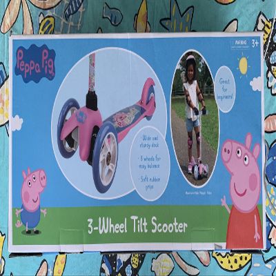 At Home Peppa The Pig 3-Wheel Tilt Scooter
