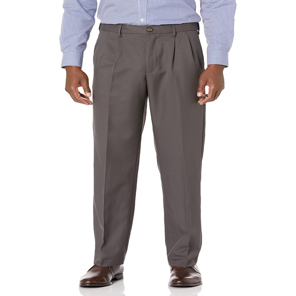 Amazon Essentials Men's Classic-Fit Expandable-Waist Pleated Dress Pant, Dark Grey, 33W x 34L