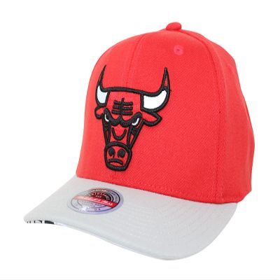 Mitchell & Ness Chicago Bulls Spot Lights Redline Snapback Adjustable Cap, Red/Grey, One Size